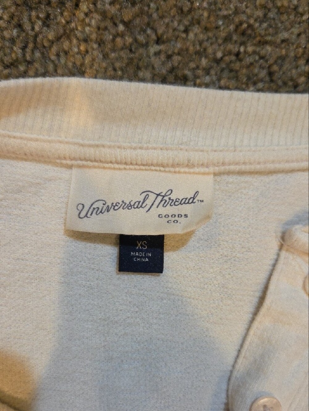 Universal Thread Cream Button-Front Ribbed Henley - Picture 2 of 3